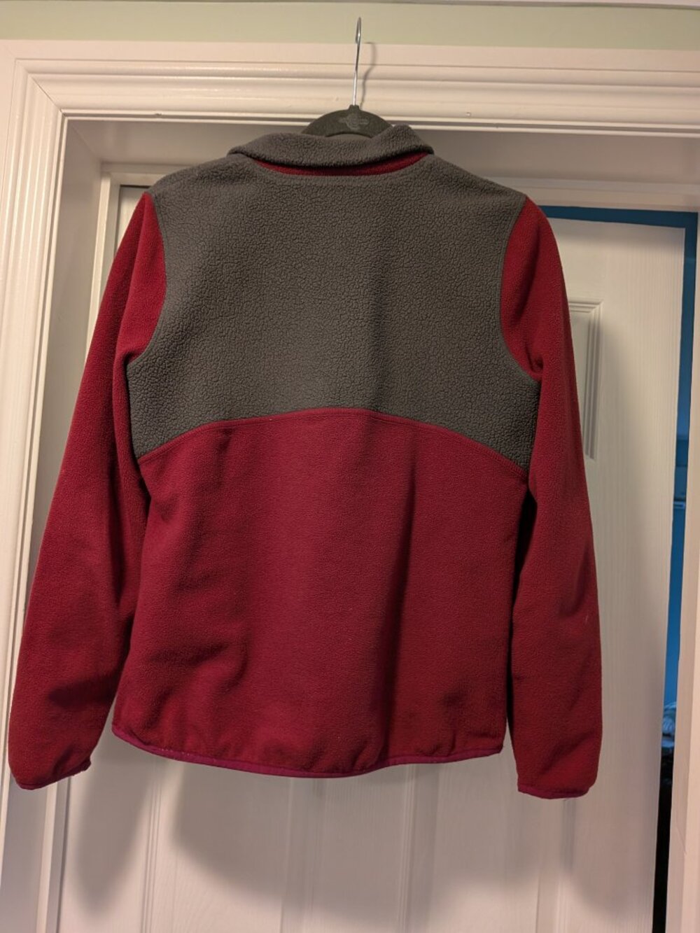 LL Bean pullover sweater - Picture 2 of 4